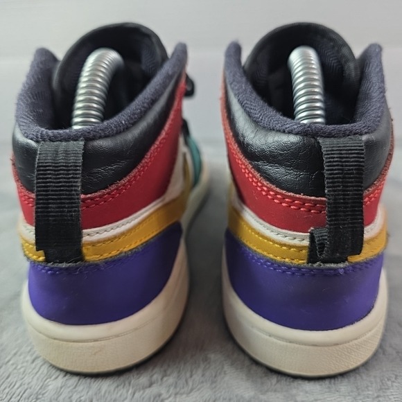 Air‎ Jordan 1 Mid Retro Size 4.5Y - Picture 4 of 8